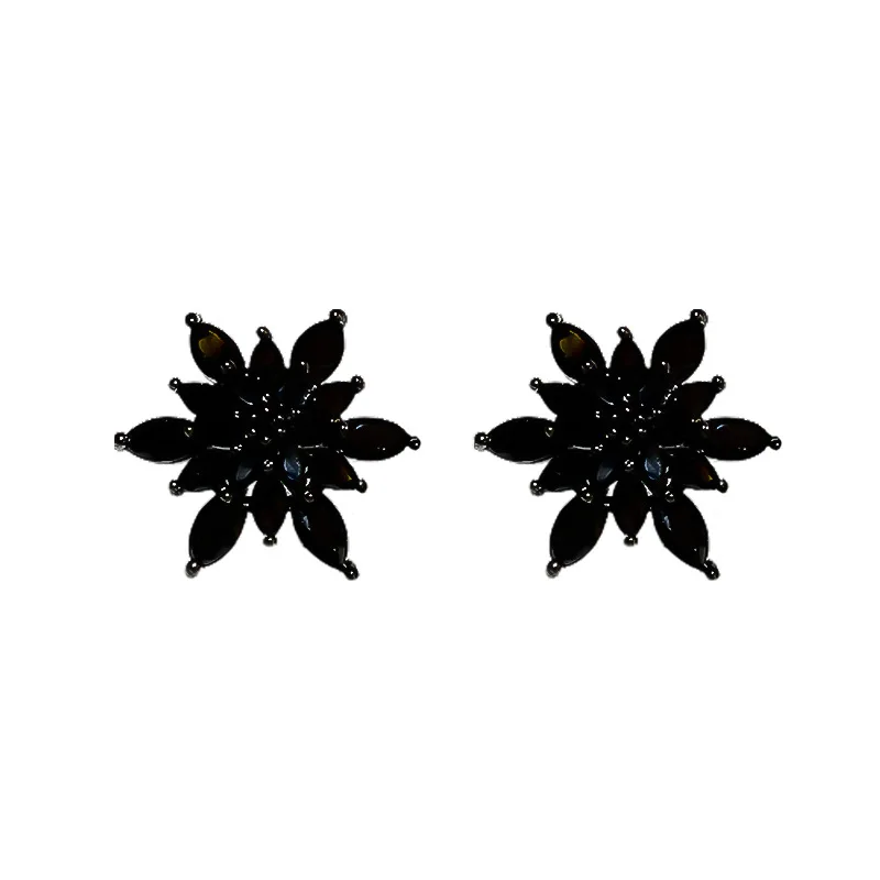 ZAKOL Korea Fashion Black Zircon Flower Stud Earrings for Women Shiny Wedding Party Jewelry 2023 New