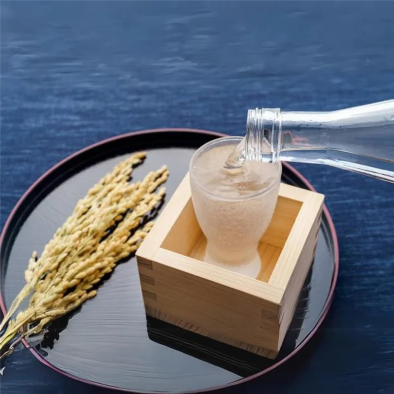 ABDJ-الثقافة اليابانية 2 قطعة كوب ساكي خشبي صندوق ماسو خشب على شكل حرف L 3.23 بوصة مربعة × 2.2 بوصة ارتفاع، يحمل كأس النبيذ متضمن