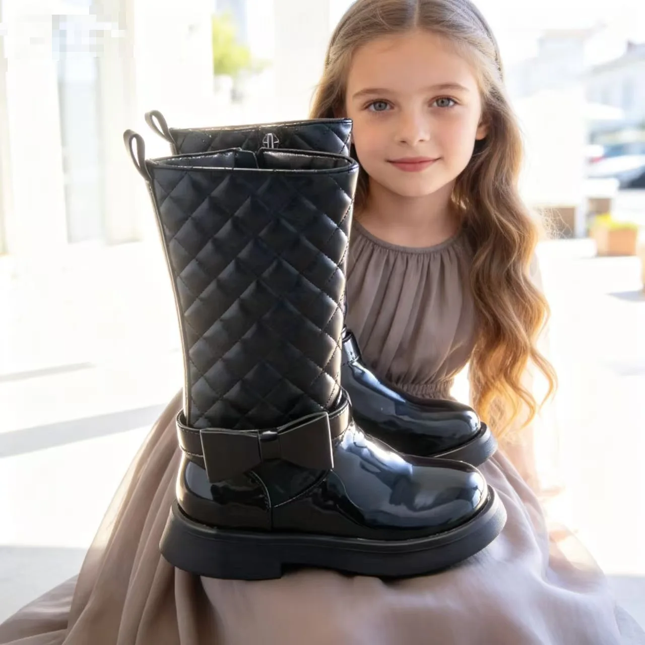 Herbst-Winter-Kurzstiefel mit Karomuster, rutschfester, weicher Sohle, für Mädchen, mit Reißverschluss, Fleece-Futter, lässige Stiefel, bequem, warm, für Kleinkinder, mit Schleife, für Kinder. – Detail 3