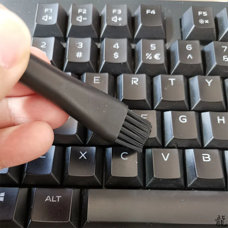 Black Keyboard Cleaning Brush Kit Small Computer Dust Brush Cleaner Anti-static For Laptop USB Household Cleaning Tool