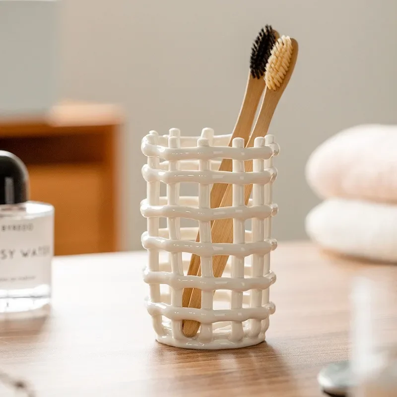 

Hand-woven Ceramic Shelving Creative Light Luxury Bathroom Toothpaste Toothbrush Dental Set Makeup Brush Storage Decorative Cup