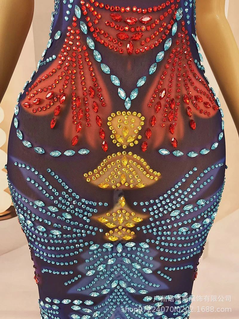 2025 Guochao الألوان المتناقضة شخصية الشارع موضة حفلة كوس فستان كوكتيل حفلة سهرة المرأة مجموعة المرحلة أغنية فستان