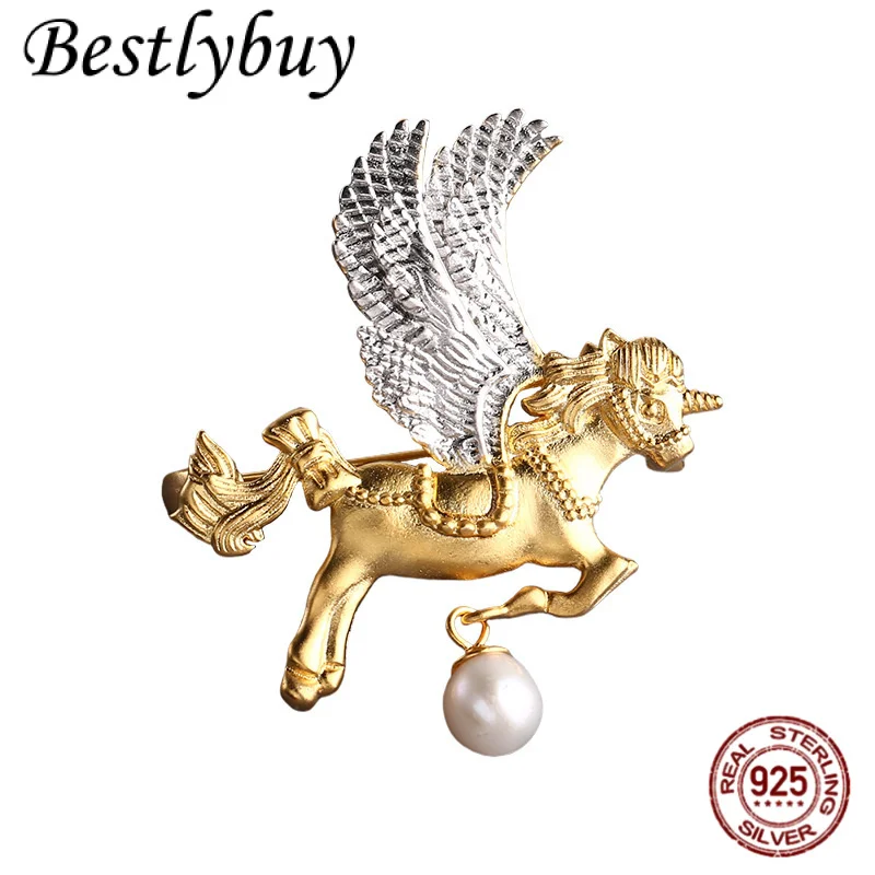 

S925 Sterling Silver Gold-plated Pearl Unicorn Brooch Fashionable And Luxurious Pony Tassel Pendant High-end Gift For Women