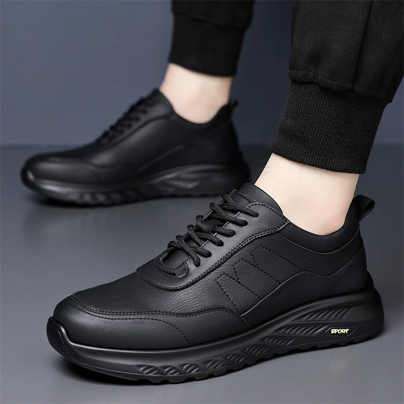 

New High Quality Brand Men's PU Leather Casual Shoes Thick Soled Wear-resistant Hiking Shoes Trendy Gray Sports Shoes for Men’s