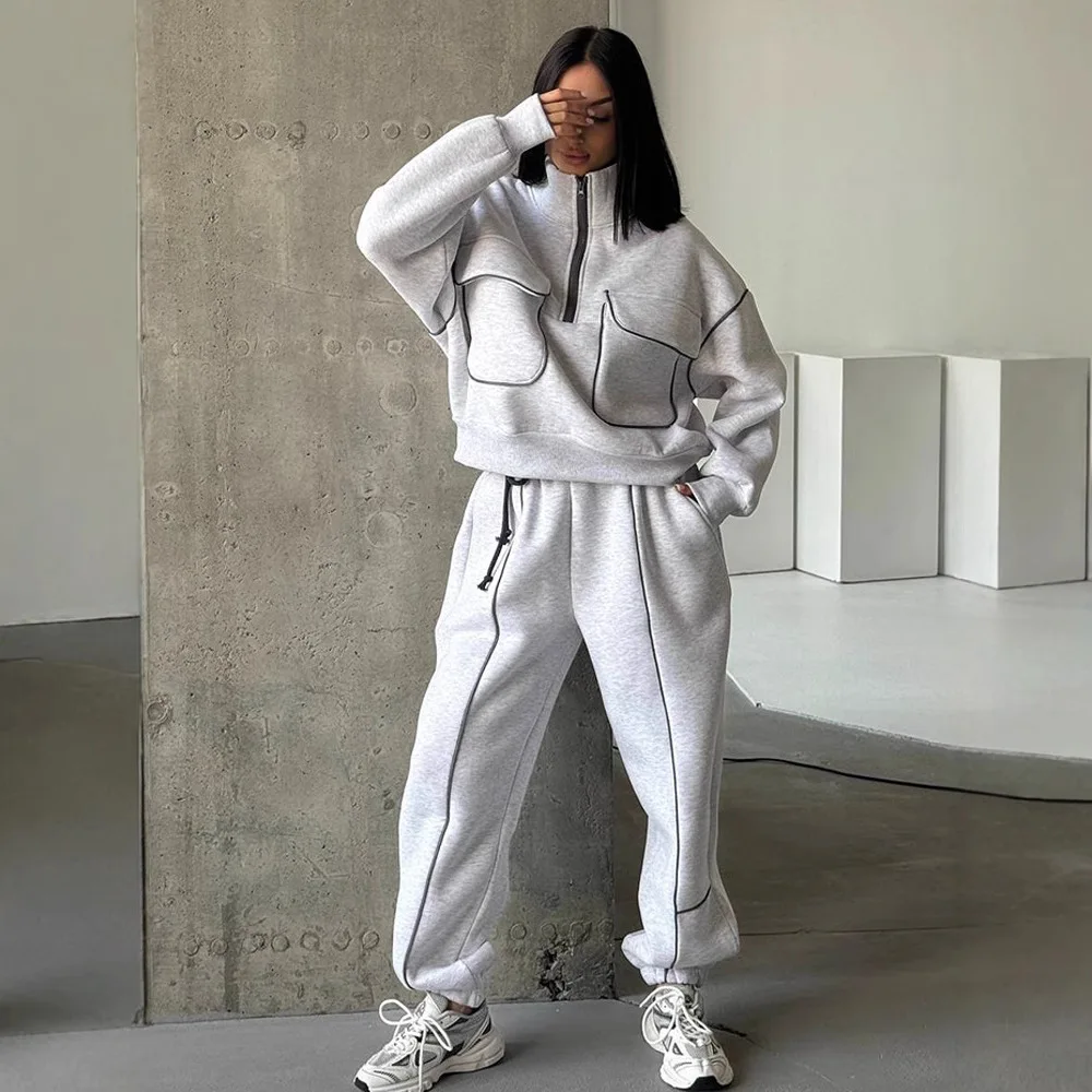 

Autumn Cozy Tracksuit Fashion Street Hoodie Tracksuit Casual Pullover Pocket Pants Set Ladies Sports Matching Tracksuit