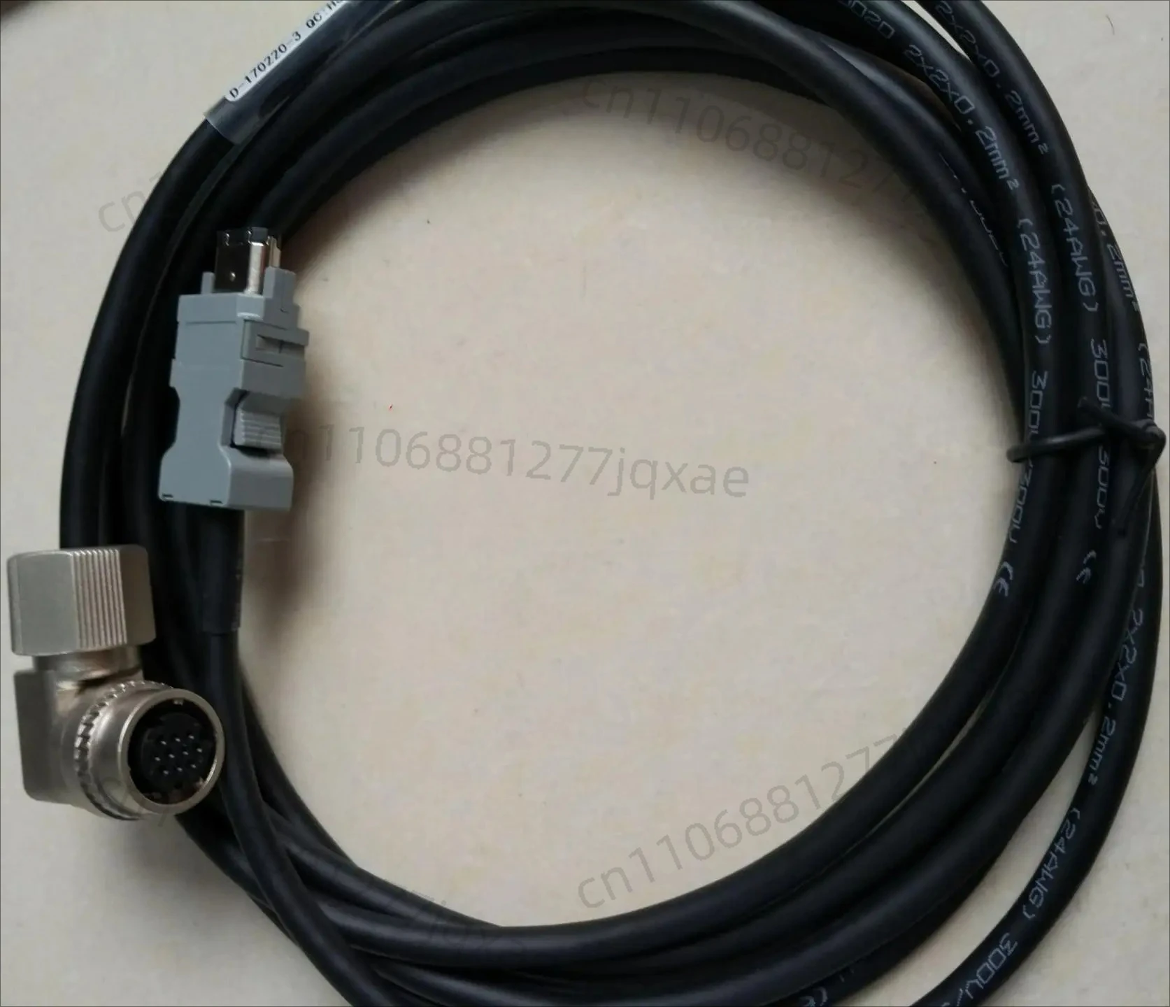 

Коленчатый разъем кабеля энкодера для Yaskawa Servo SGM7G/SGMGV JZSP-CVP12-05-E JZSP-CVP12-10-E JZSP-CVP12-15-E JZSP-CVP12-20-E