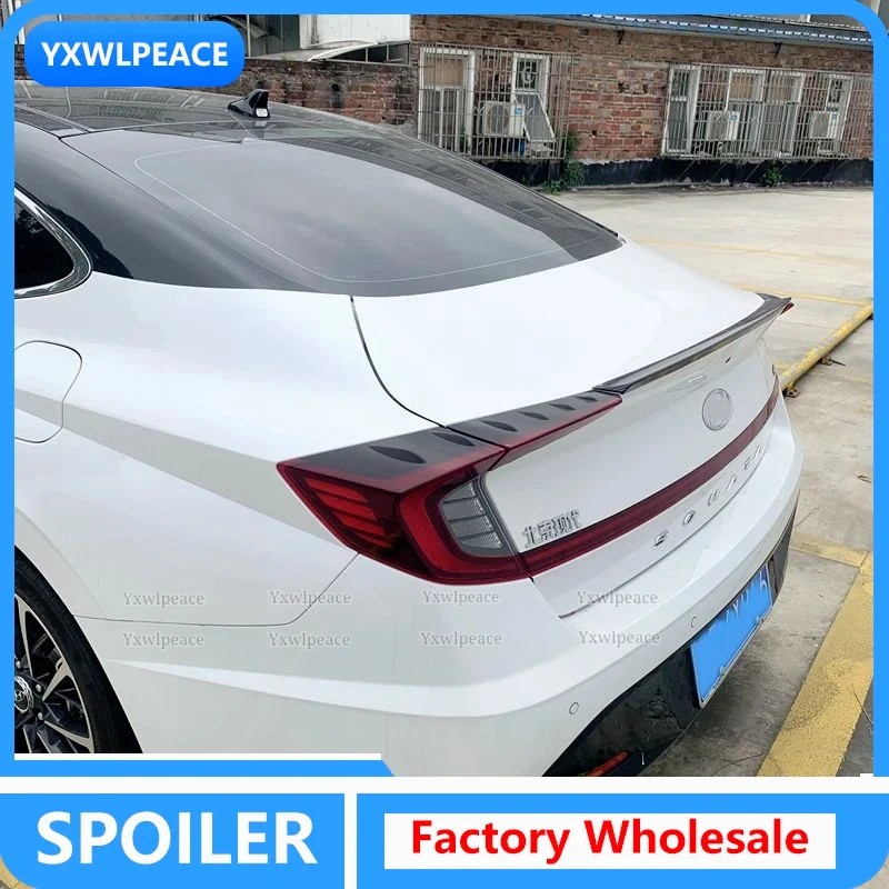 

For Hyundai Sonata 2020 2021 Spoiler High Quality ABS Plastic Carbon Fiber Look Rear Trunk Lip Wing Car Tail Decoration