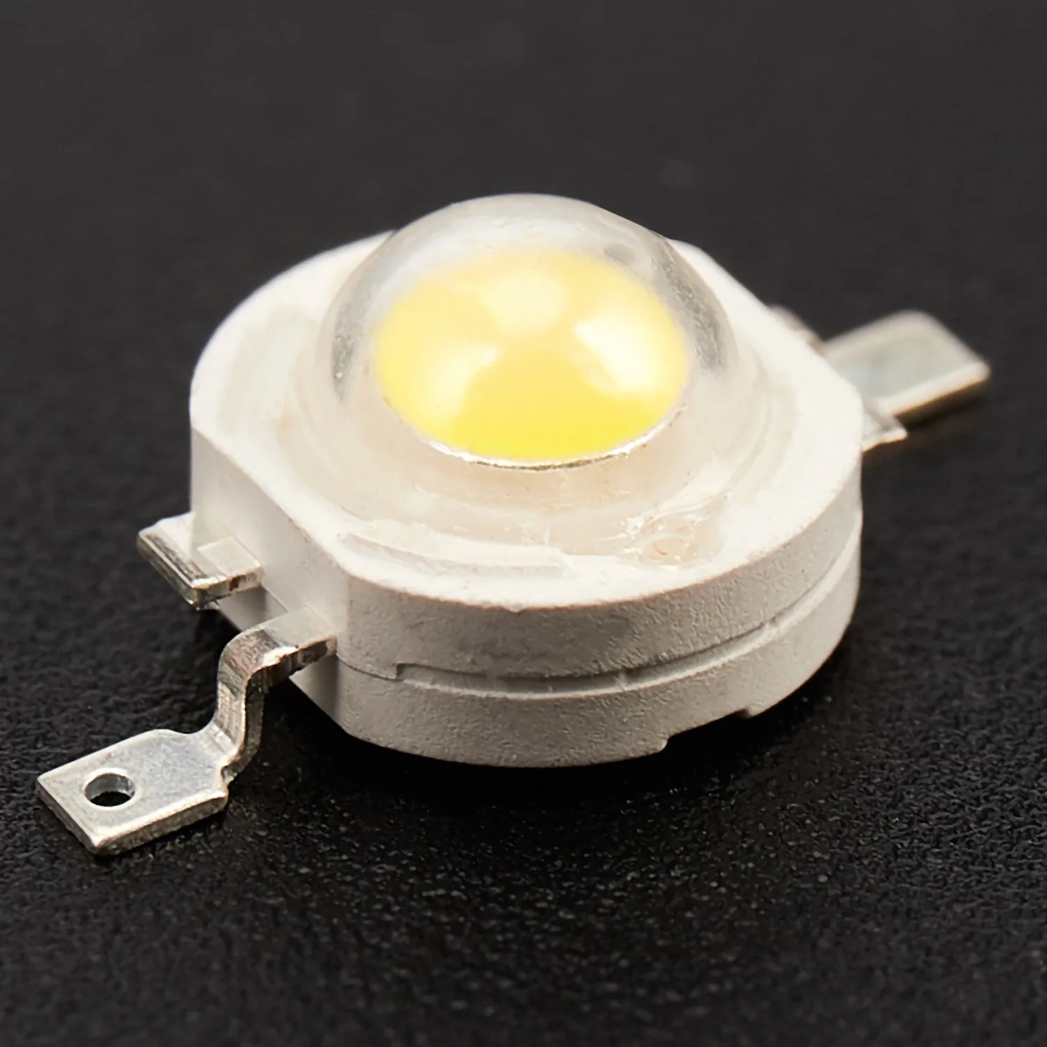 20Pcs High Power Led Diodes 1W Ultra Bright 3000K 100-120Lm Brightness Warm White Led Lamp Beads