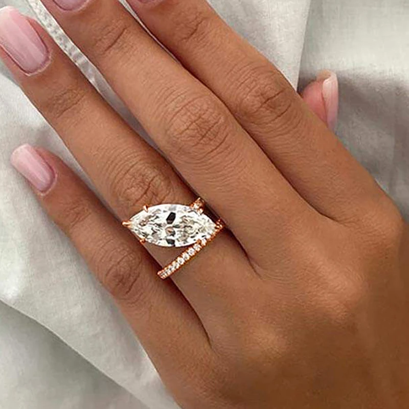 Huitan Fashion Asymmetric Ring Lady Proposal Accessories Rose Gold Color Marquise Cut Zirconia Finger Jewelry for Engagement