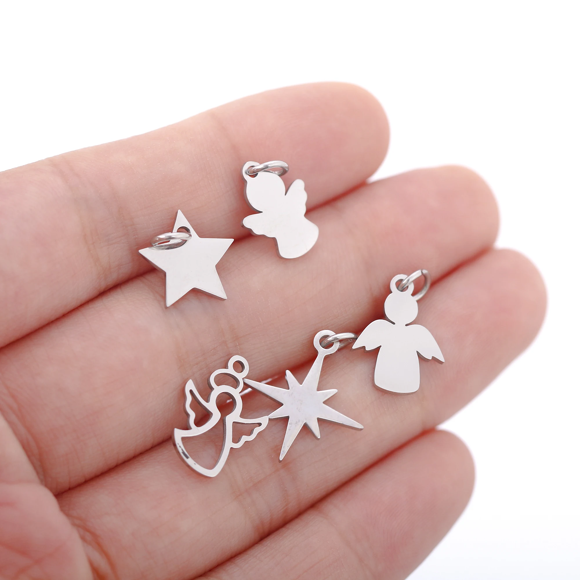 5 Stück Edelstahl Weihnachtsstiefel & Lebkuchenmann & Schneemann & Glocke Charms Anhänger für DIY Neujahrsgeschenke Schmuckherstellung Zubehör – Detail 15
