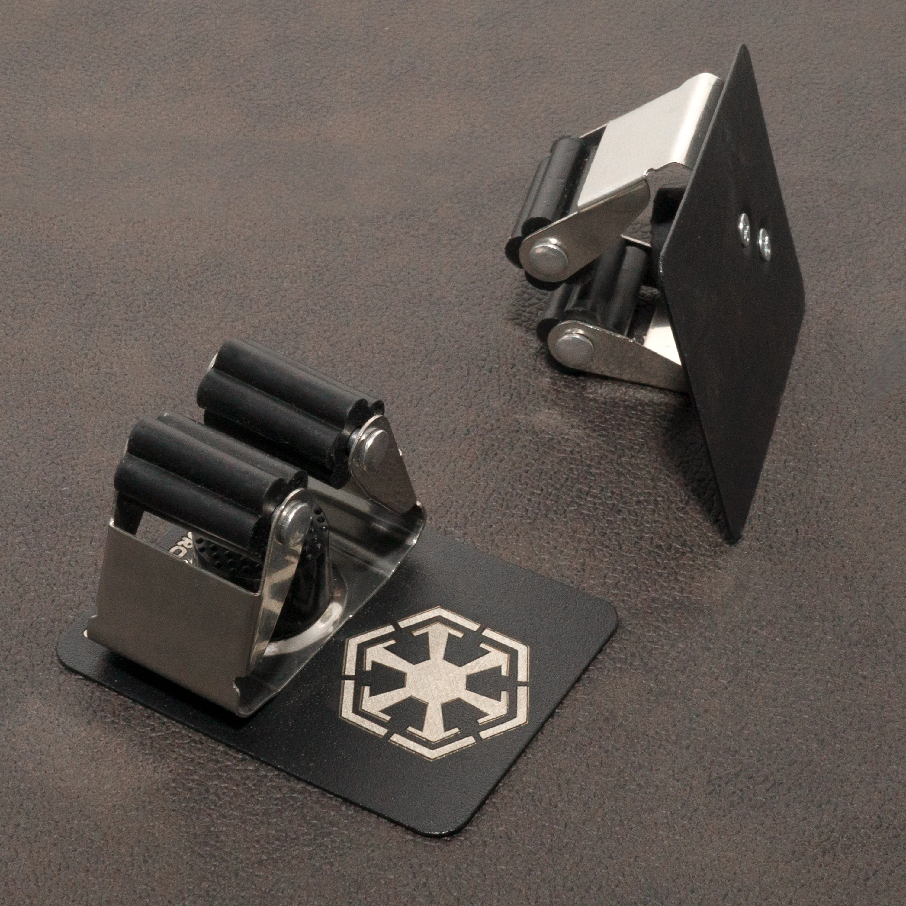 شماعة ملحقات AKsabers Lightsabers لسهولة الإزالة