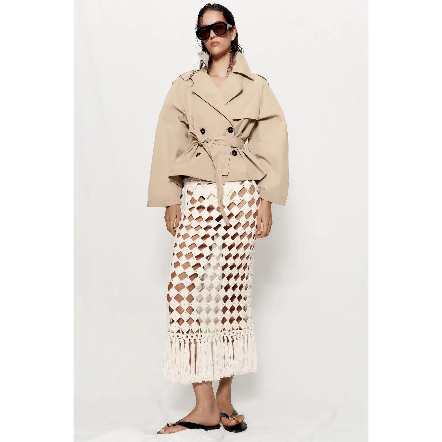 Fashionable Short Windbreaker Women's Jacket Shoulder Pads New Arrival Spring Summer with Belt Stylish European Style Long Sl...
