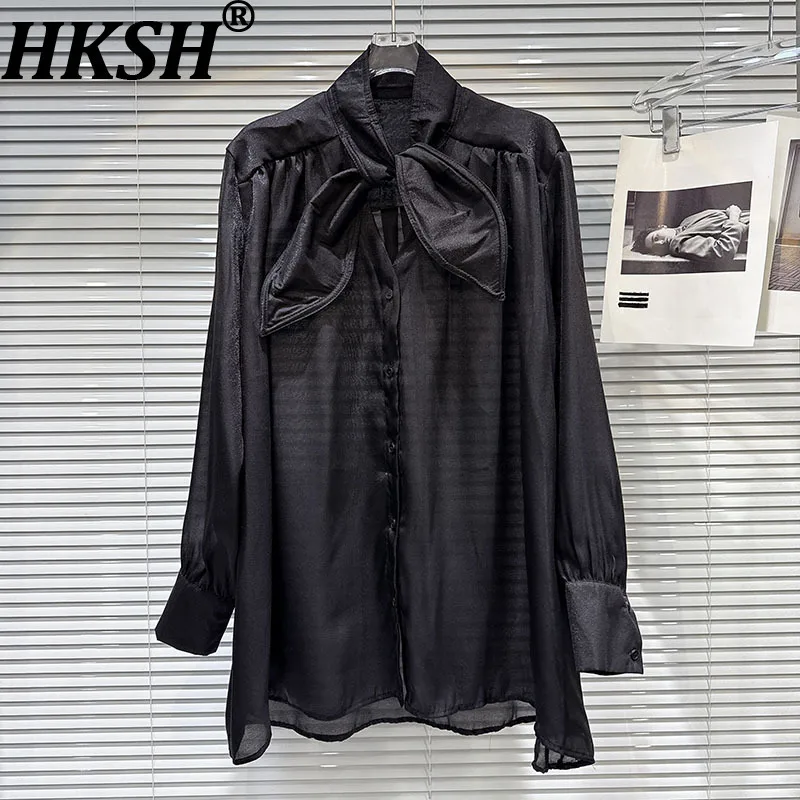 

HKSH Autumn New Women Shirt Tie Bow Collar Single Breasted Long Sleeve Sweet Temperament High Street Chic Chiffon Blouse HK10190
