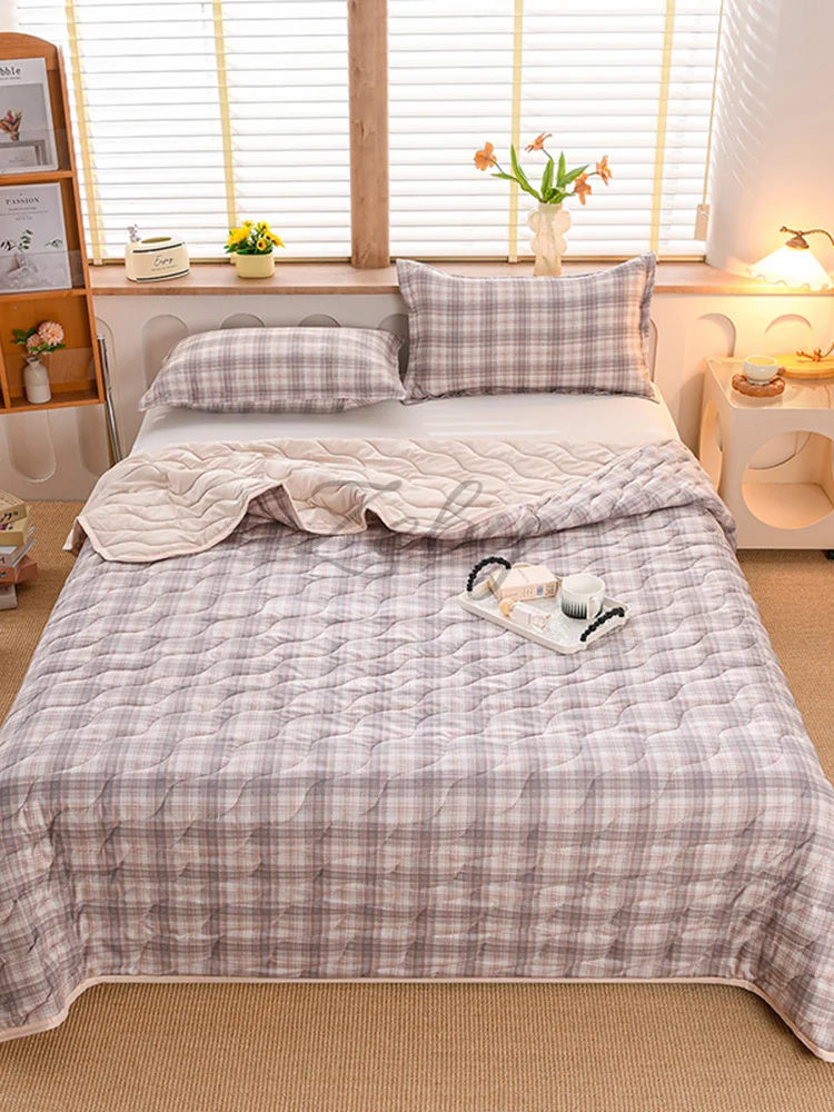 Breathable Quilted Summer Blanket Cooling Skin-friendly Comforter Soft Lightweight Quilt Well-vetilated Single Double  Duvet Set