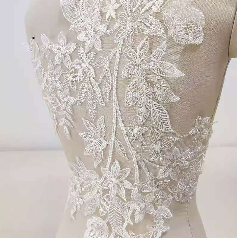 75x39cm, 2 Stück. Rayon-Faden-Spitzen-Pailletten-Kleidungsaufnäher, handgenähtes Blattmuster, Hochzeitsschleier-Stickerei DIY – Detail 3