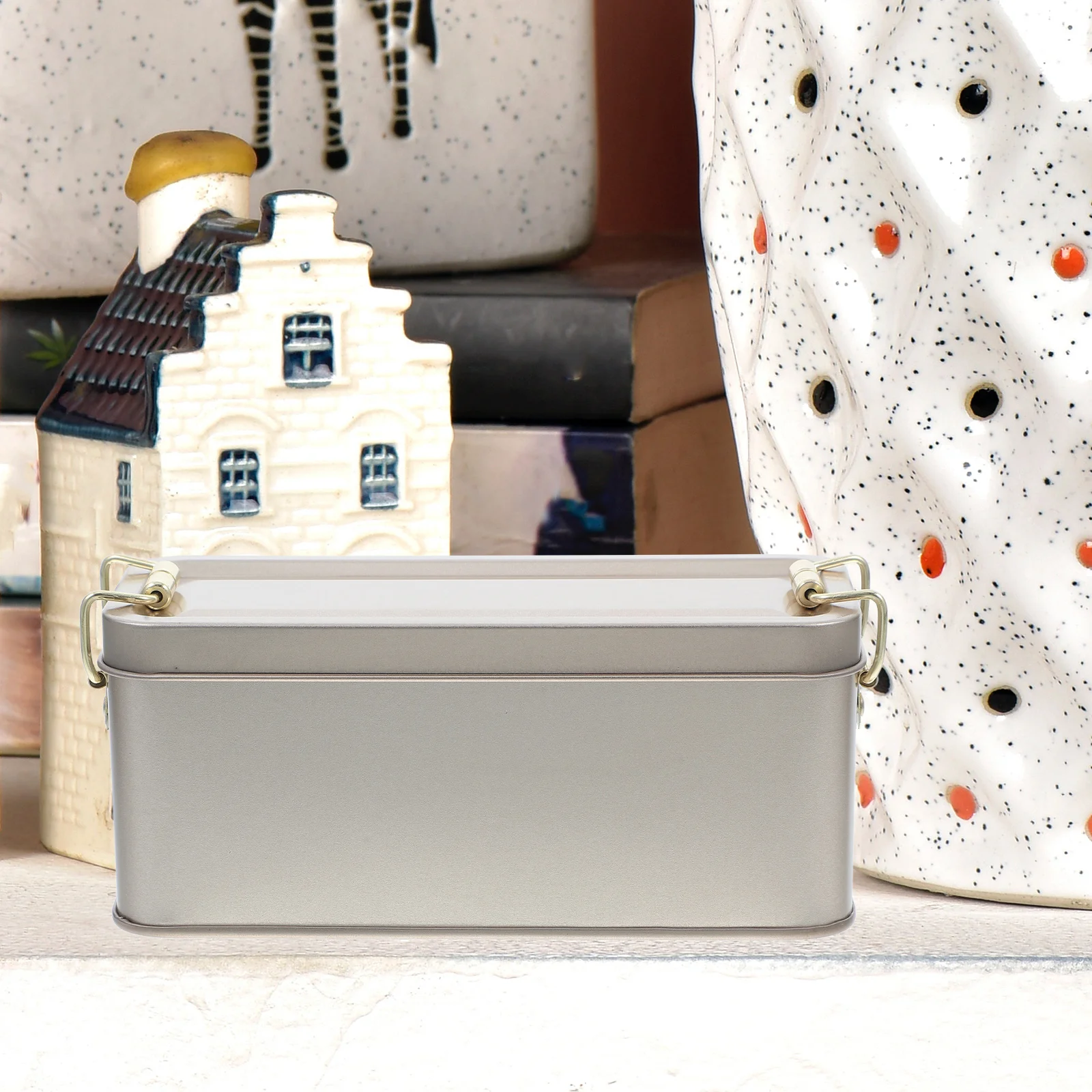 

Rectangular Iron Tin Box with Lid Decorative Storage Container for Cookies Candy Snacks Gifts Keepsakes Multipurpose Metal