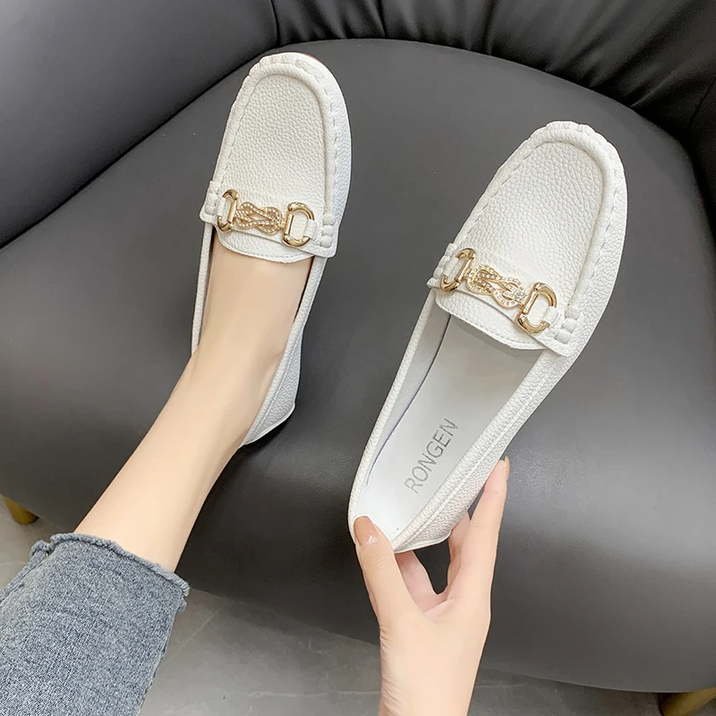 Fashion Chain Design Flat Loafers Leisure Women\'s Shoes Wear Out PU Leather Shoes Classic Shallow Mouth Shoes 2023 New Flats