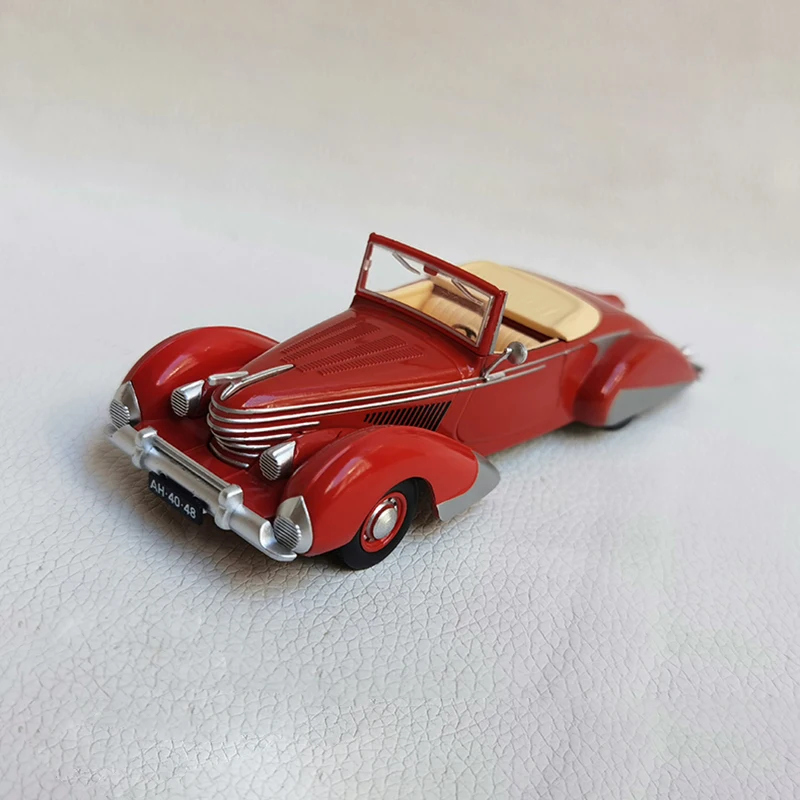 

1:43 Scale CITROEN TRACTION Classic Car Alloy Car Model Toy Collectible Ornament Souvenir Toys Cars