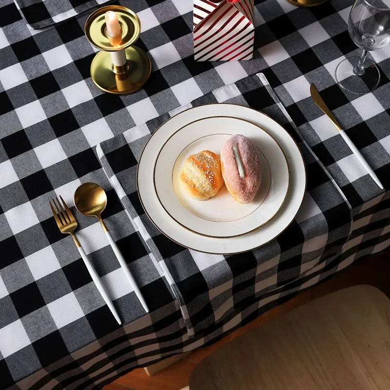 

Christmas Black White Grid Cotton Tablecloth Rectangle Dustproof Table Top Cover,for Home Party Birthday Decor