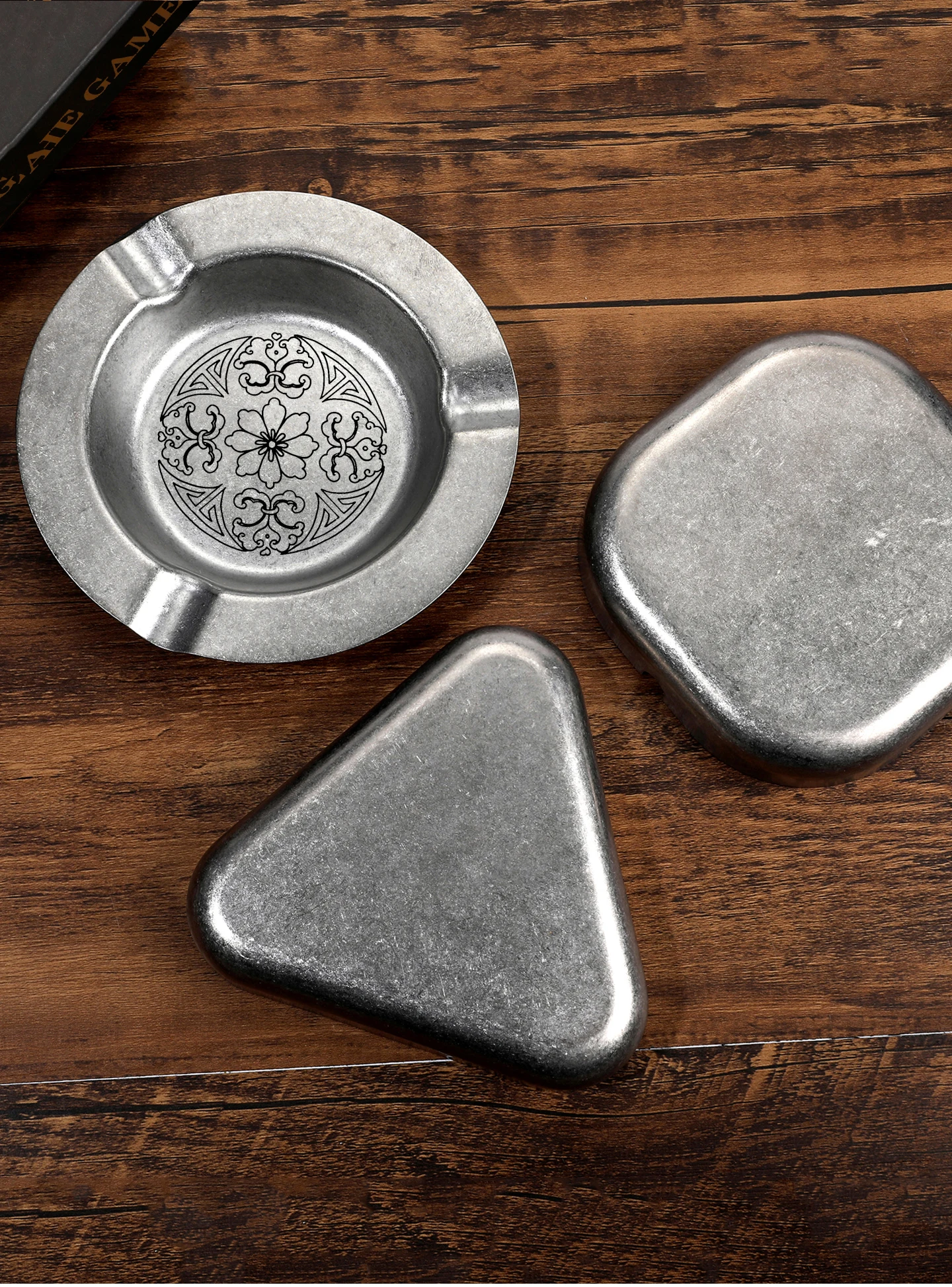 Vintage Aschenbecher aus 304 Edelstahl mit Lasergravur, DIY Personalisierbar mit Foto, Text oder Logo, Individuelles Souvenir-Geschenk – Detail 8