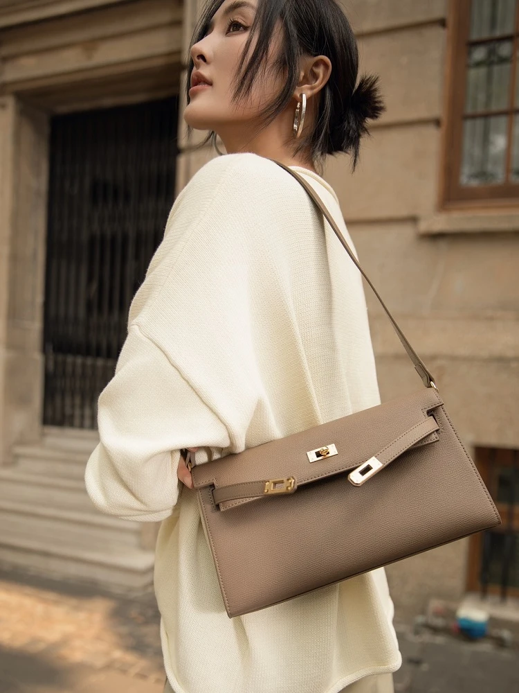 2024 Neue Elan-Leder-Unterarmtasche, bezaubernd, einfach, High-End-Sensation Match All Breadsti Bag, einzelne Umhängetasche