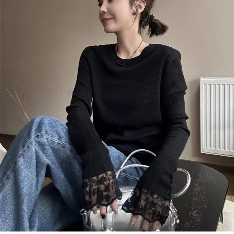 

Lace Patchwork Solid Temperament Bottoming Shirt Spring Autumn Long Sleeve All-match Elegant T Shirt Tops Fashion Women Clothing