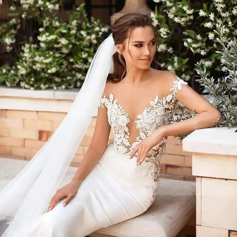 أحدث فستان حورية البحر الأنيق المخصص لعام 2025 مناسب لفستان الزفاف بدون أكمام ورقبة على شكل حرف V بدون أكتاف