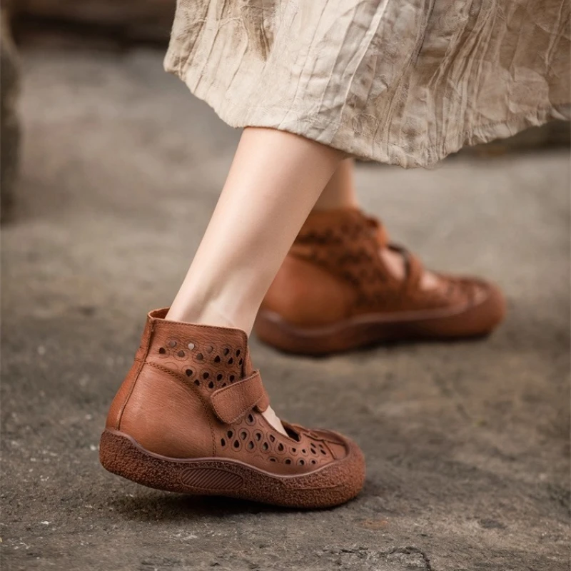 2025 Summer Retro Handmade Lightweight Women Shoes Soft Bottom Mom Breathable Sandals Cowhide Hollow Out Casual Sandal Boots