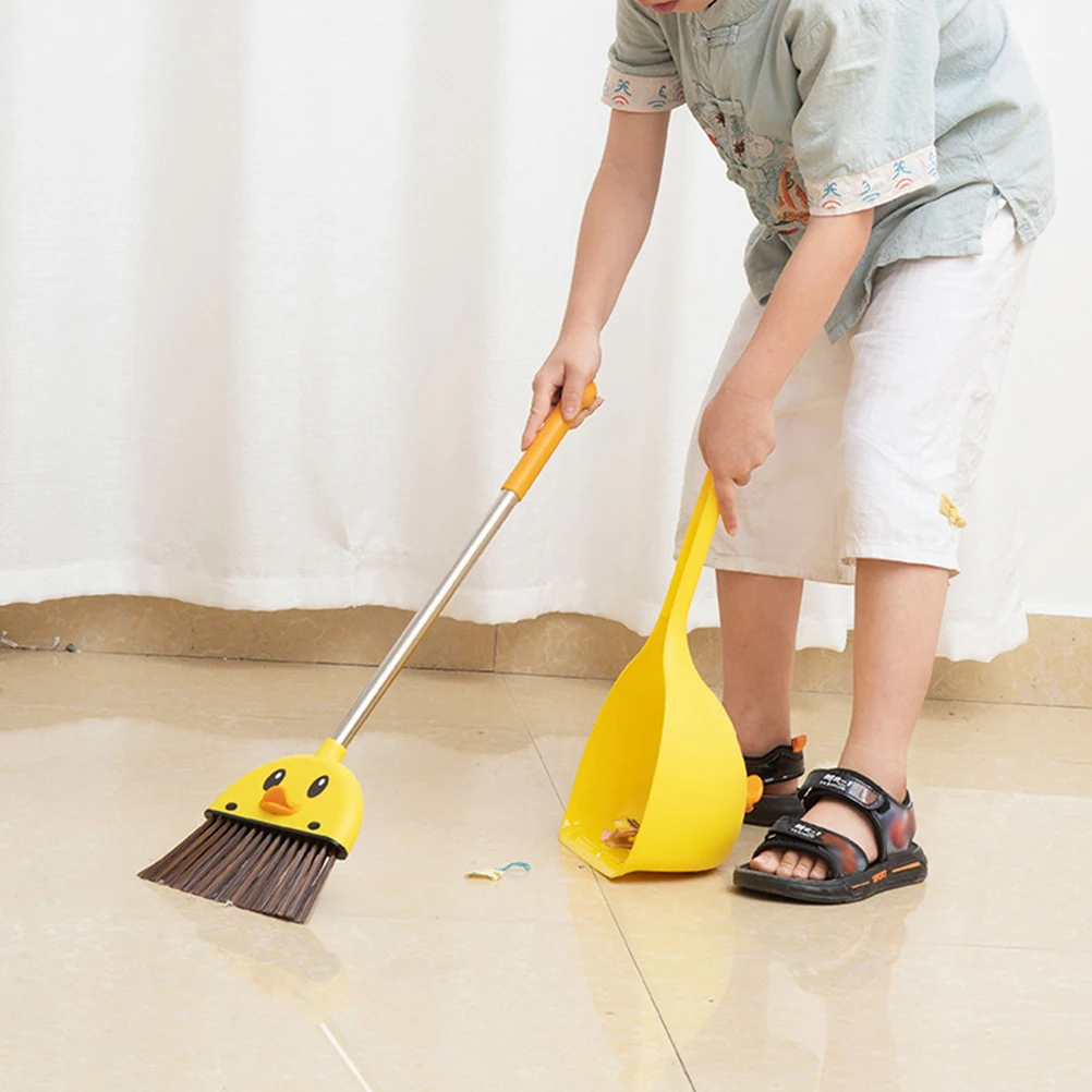 

Little Yellow PP PET Kids Toy Home Toddlers Household Cleaning Supply Set Home Cleaning Room Broom Household Supply Kids Broom