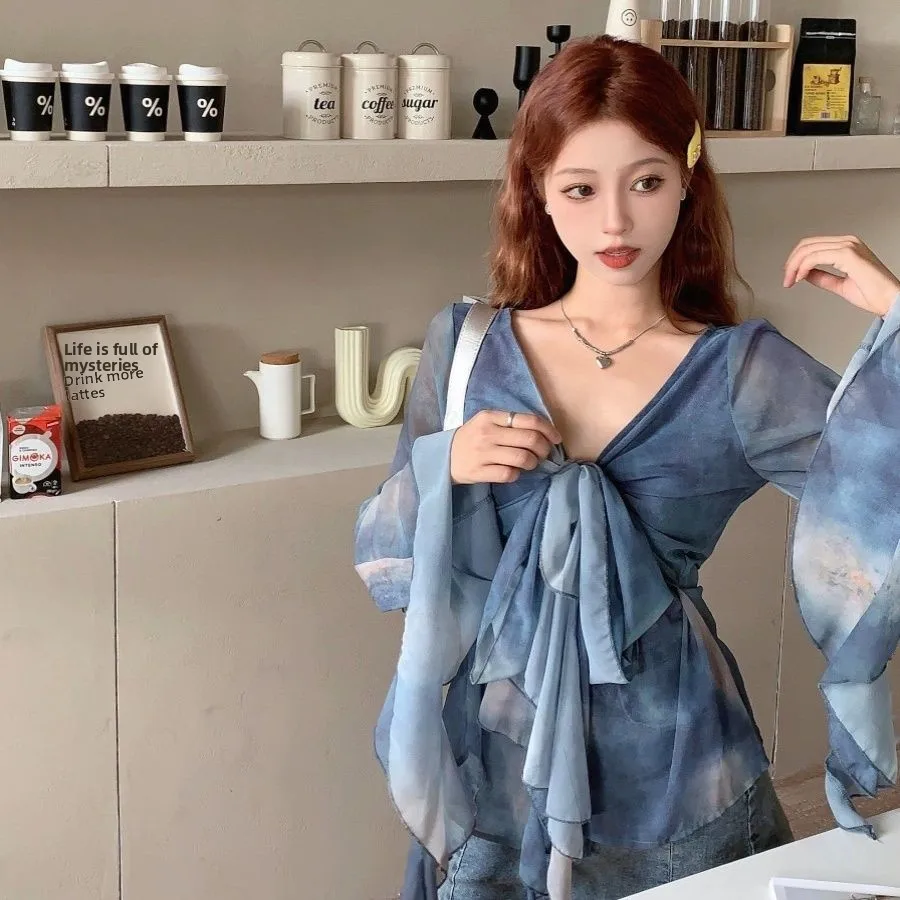 

Spicy Girl adient Design Sa Bell Blue V-ne Dyed irt Летний новый топ Lotus Le Женский свободный крой Long Sve irt