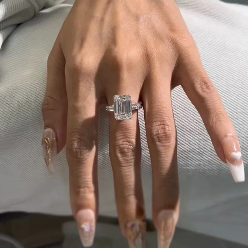New 100% S925 silver fashion simulation emerald cutting 9 * 13mm rectangular ring ring ring, high-end wedding jewelry