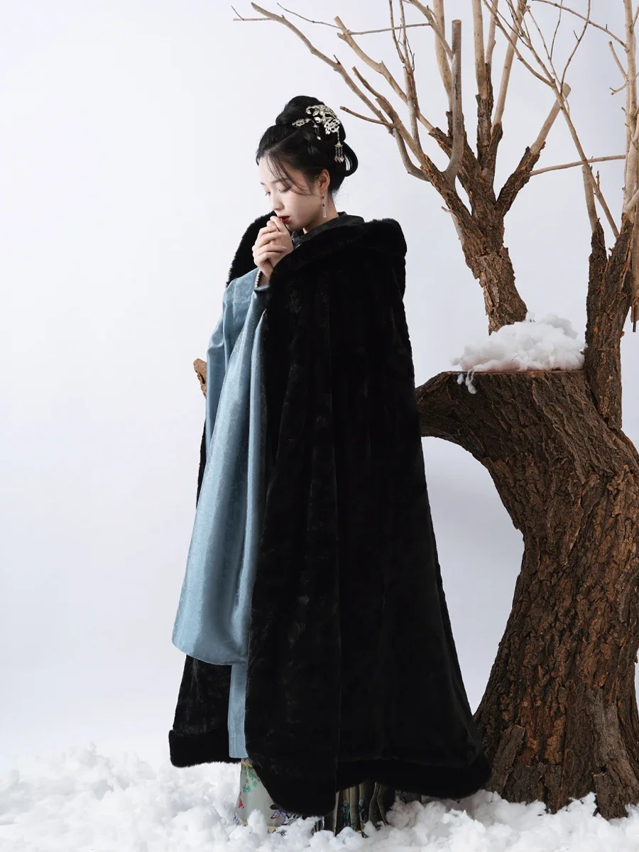 Pure Black Hanfu Cape for Men and Women in Autumn and Winter Lined with Imitation Rabbit Fur Comfortable Rough Edge