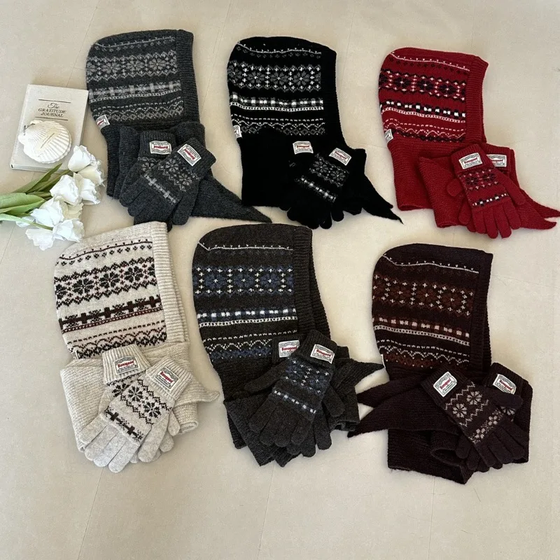 Ensemble trois pièces pour femmes, écharpe, chapeau, gants, à la mode et polyvalent, nouvelle combinaison chaude de cyclisme, automne et hiver