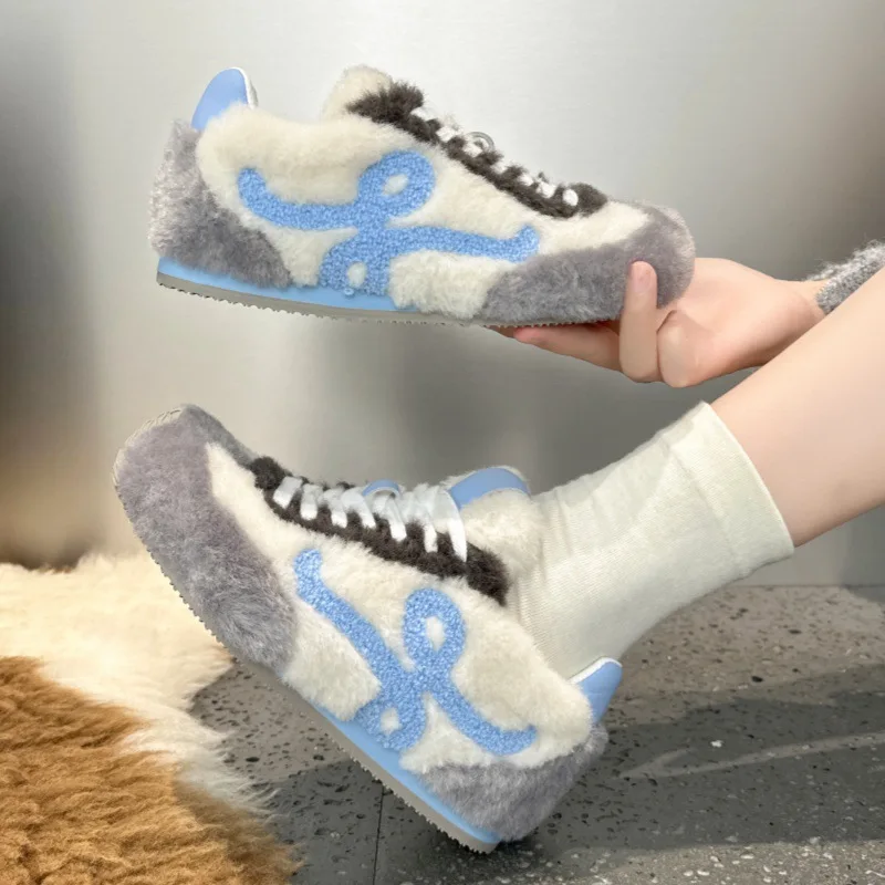 أحذية نسائية 2025 نمط جديد أحذية Dexun المسطحة، أحذية نسائية مريحة ودافئة من الصوف والثلج القطني أحذية نسائية