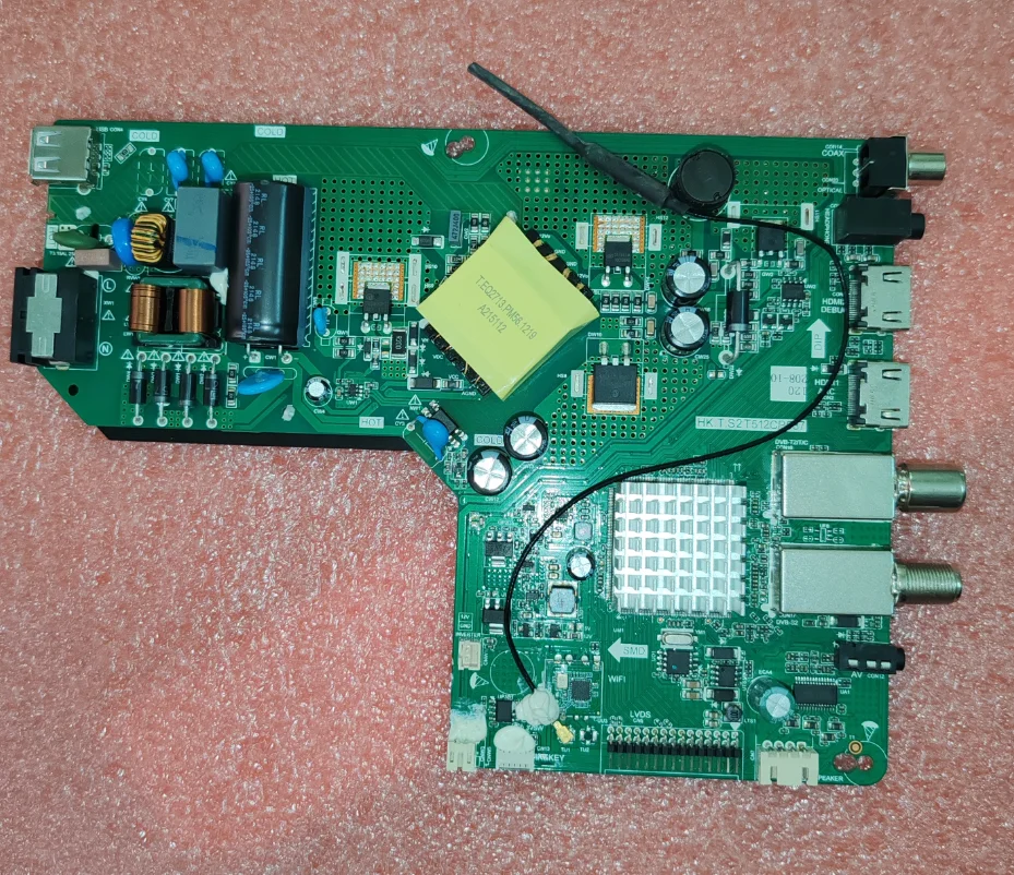 HK.T.S2T512CP537  Three in one TV motherboard, tested well, physical photo, for  33.6--40.8V  600ma