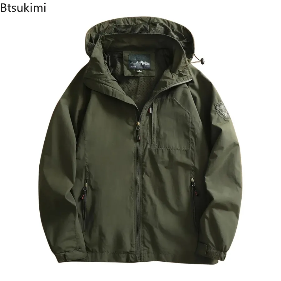 

New Men's Outdoor Hiking Sports Casual Jackets Spring Autumn Multi Pockets Waterproof Windbreaker Coats Men Loose Hooded Jackets