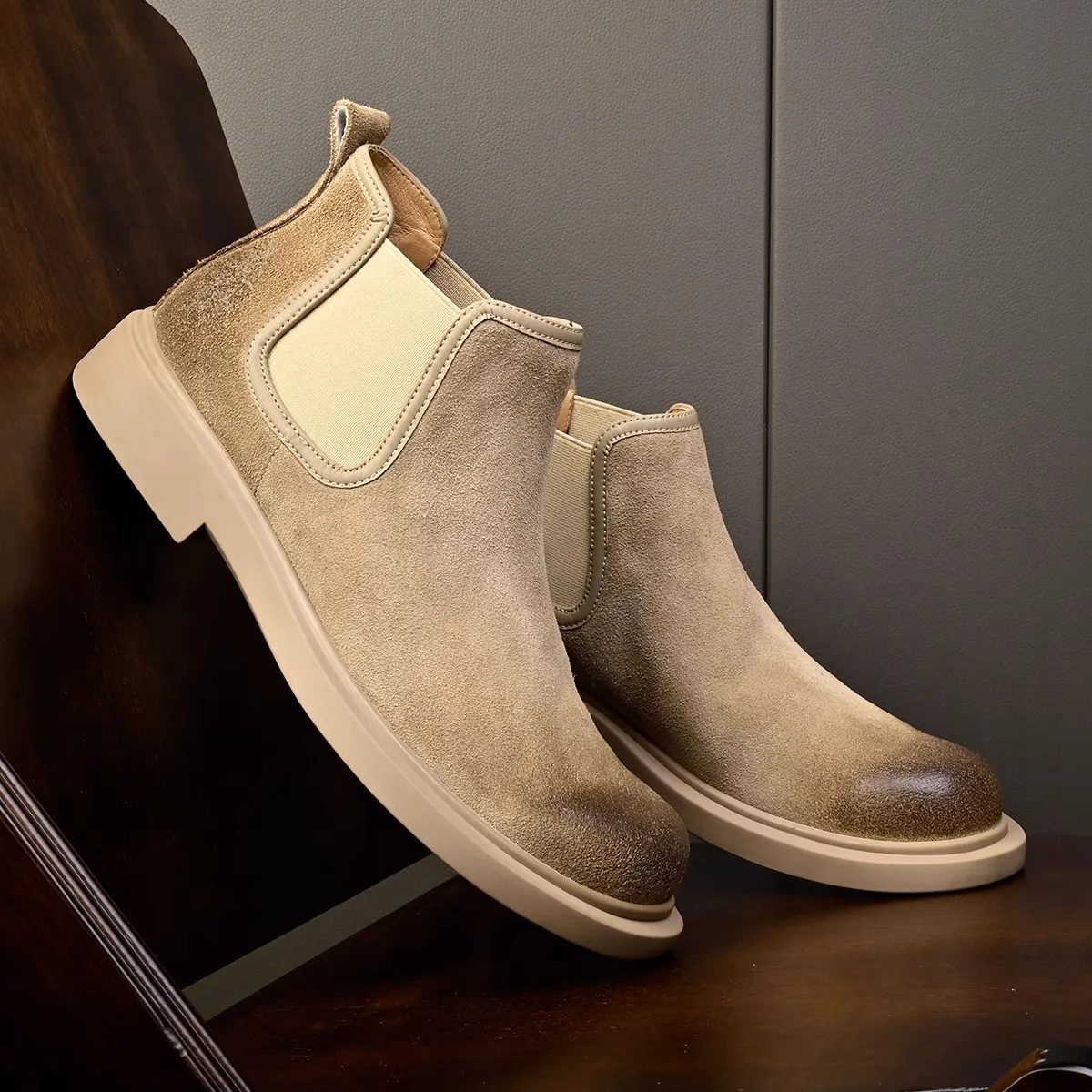 YETTIES Men's Chelsea Combat Boots, Genuine Leather Slip-On Work Boots, Chunky Sole Desert Ankle Boots for Daily Wear
