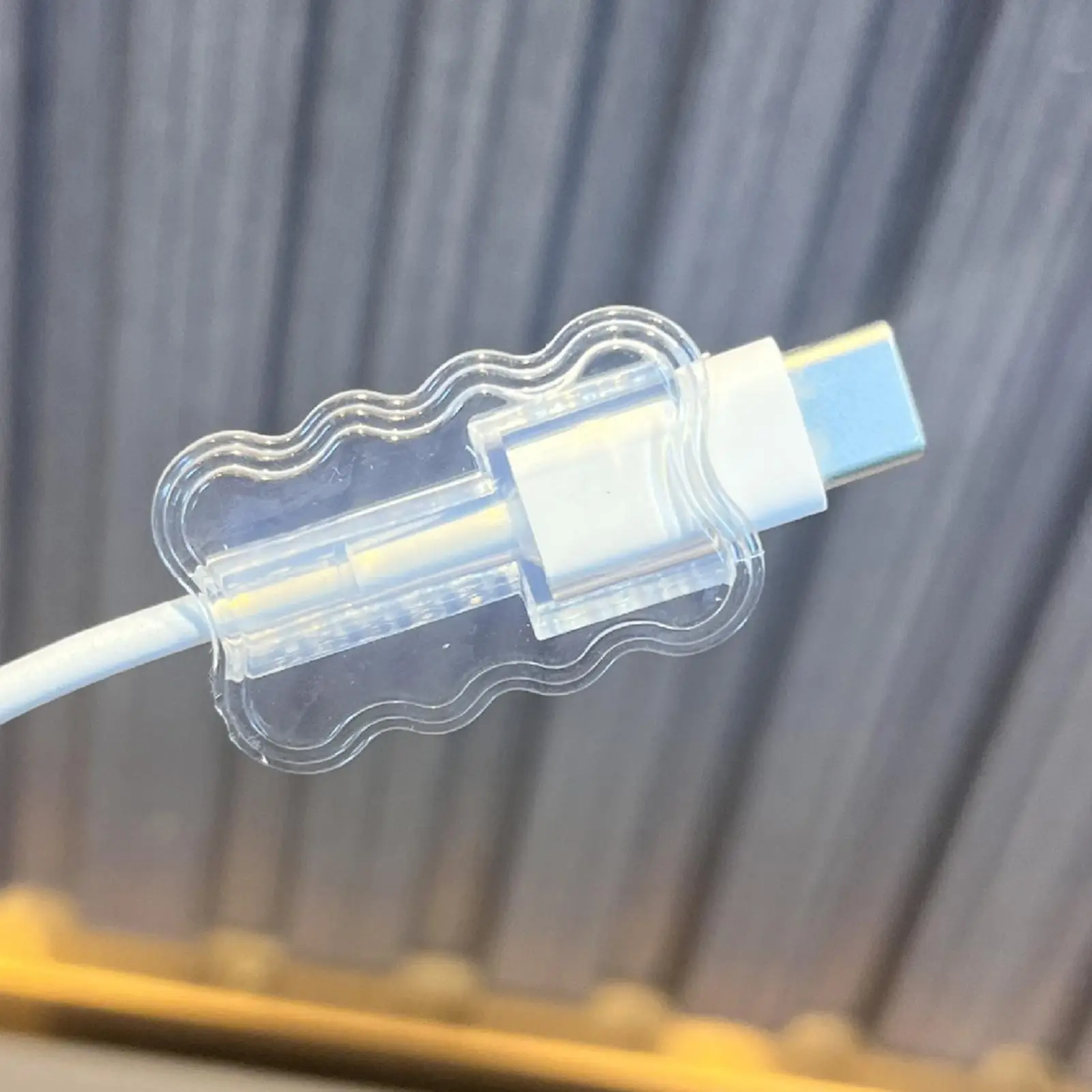 10 pièces de protections de câble de charge anti-courbure, couvre-câble de données transparent, protection de chargeur pour femmes et hommes, pour téléphone portable et écouteurs.