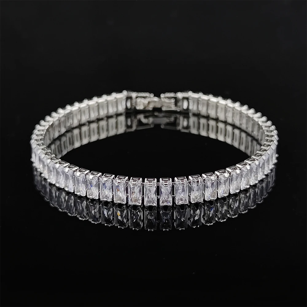 2024 New Luxury Princess Cut 17cm Silver Color on Hand Bracelet Bangle for Women Anniversary Gift Jewelry Wholesale S5776