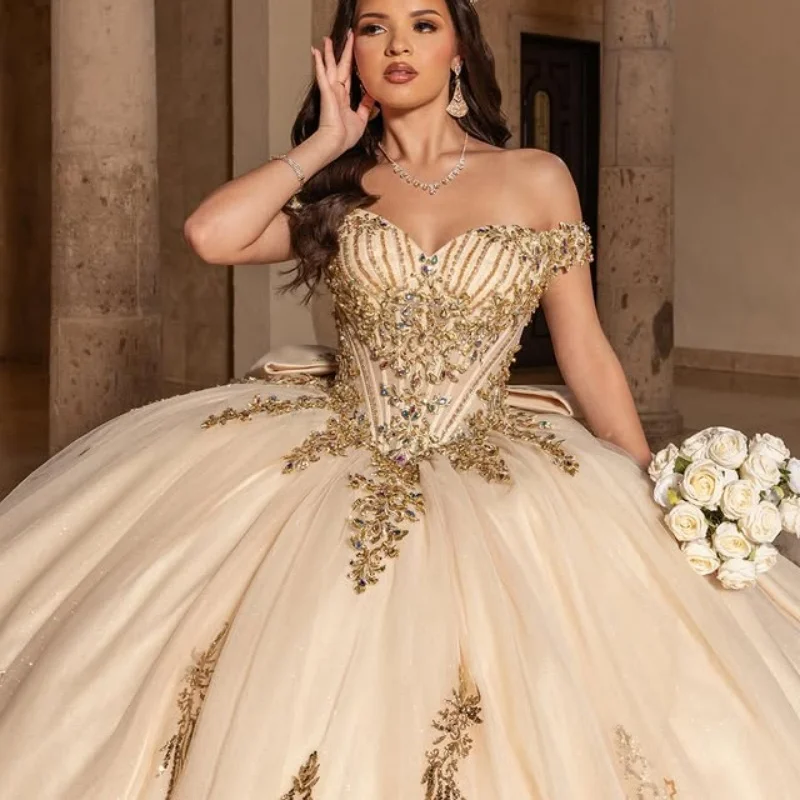 

Champagne Quinceanera Dress off-shoulder Crystal Glitter Decal Layering Long tail Bow vestidos de 15 Quinceanera ﻿Customize