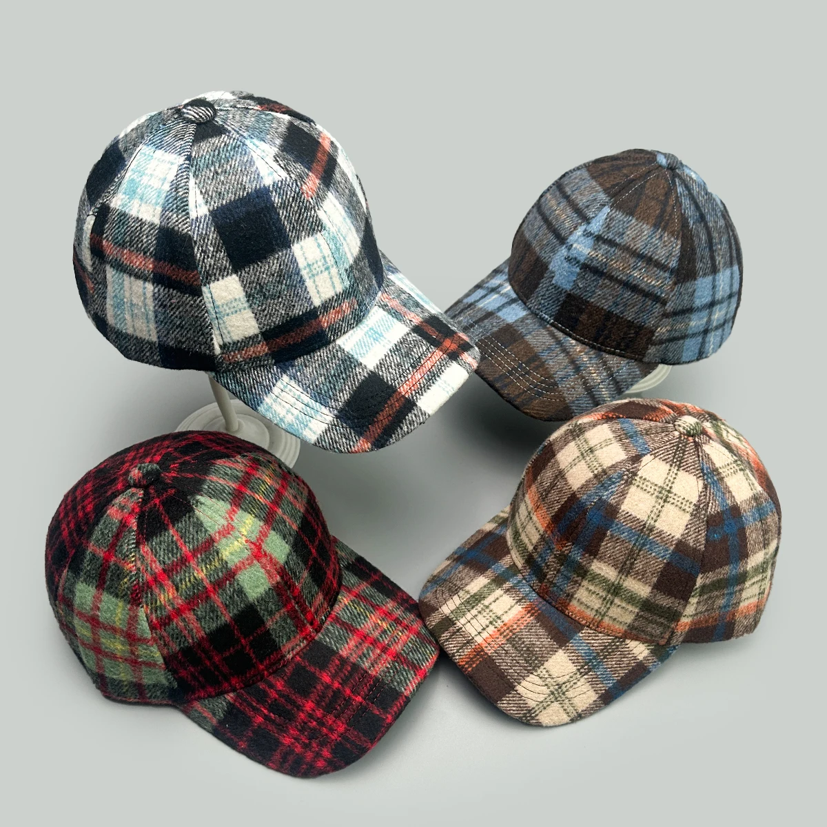 

Retro Plaid Baseball Hats New Men Women British Style Sunshade Color Block Warm Outdoor Versatile Hardtop Fashion Peaked Caps