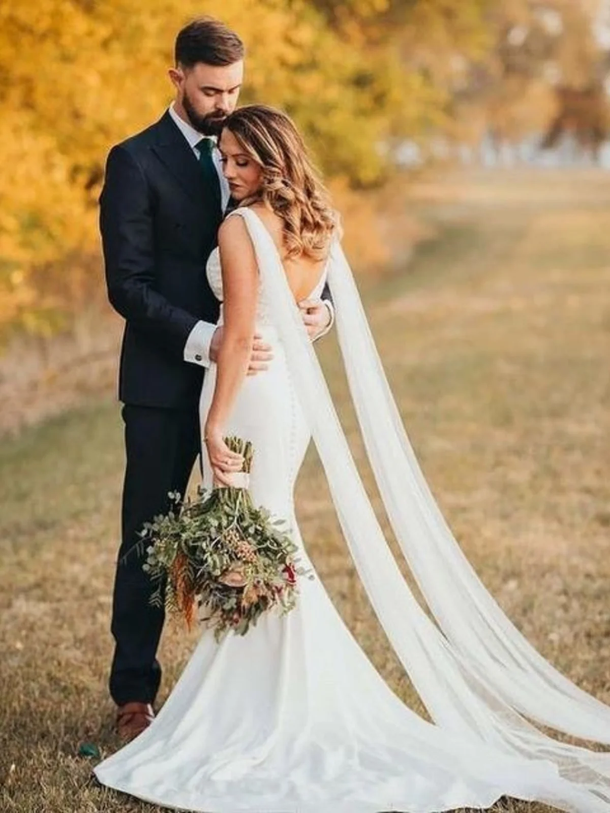 

Ele Long Tailed Wedding Dr Accory Lace oulder Pin Super Fairy T Bridal awl Cape for Women 25-35 Years Old