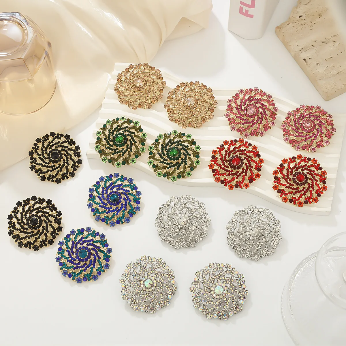 Hot-selling flash diamond-encrusted flower earrings women's exaggerated high-end fashion stud earrings temperament socialite din