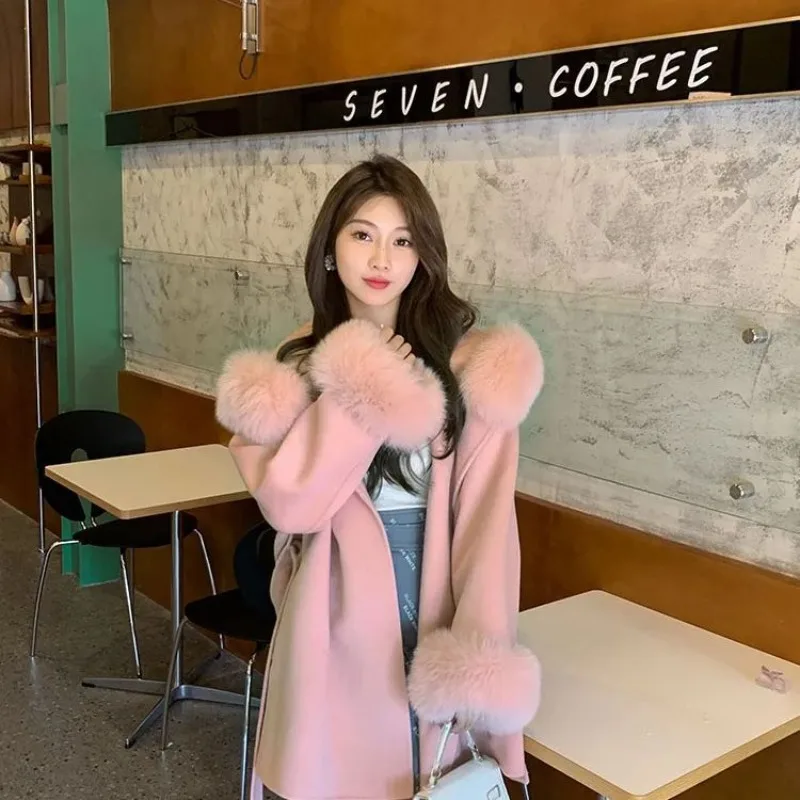 

Женское зимнее новое шерстяное пальто с капюшоном и короткими шерстяными рукавами, темпераментное шерстяное пальто для поездок на работу, однотонное шерстяное пальто с большим меховым воротником