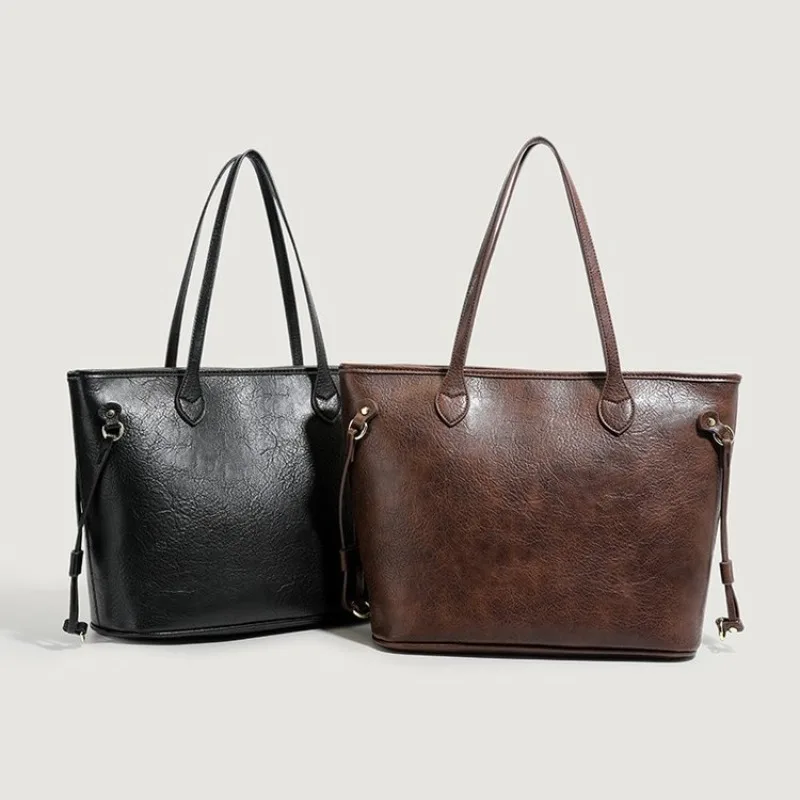 high-end-business-diaper-bag-clutch-purse-women-elegant-classic-paris-square-satchel-textured-minimalist-solid