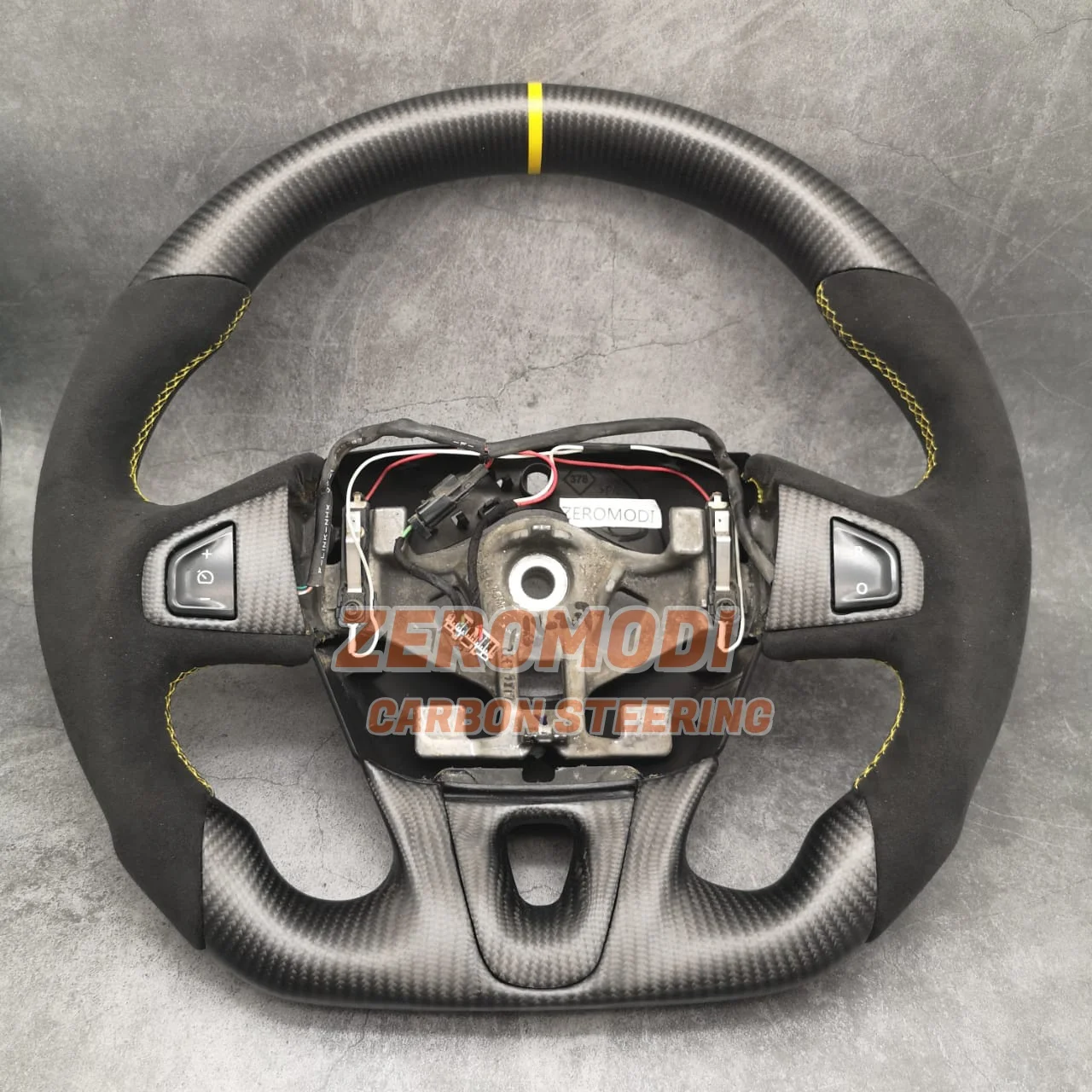 

Carbon Fiber LED Steering Wheel for Renault Clio 4 / Clio 4 RS Black Custom Racing Steering Wheel Car Replacement Parts