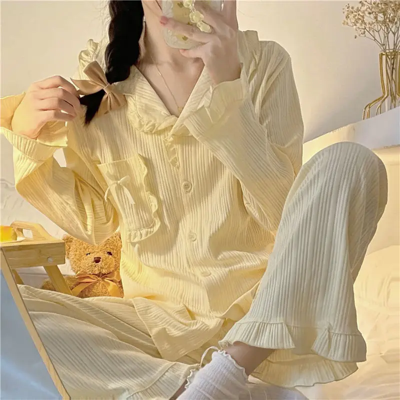 

2022 Spring New Pajamas Fashion Comfortable Casual Cardigan Long Sleeve Pajamas Homewear Set Luxury Fashion Clothes Boutique