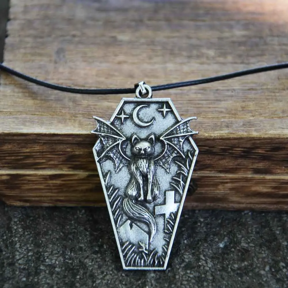 

Punk Flying Cat Under Moon And Star Egypt Bastet Pendant Necklace Religious Egyptian Cross Mysterious Amulet Jewelry