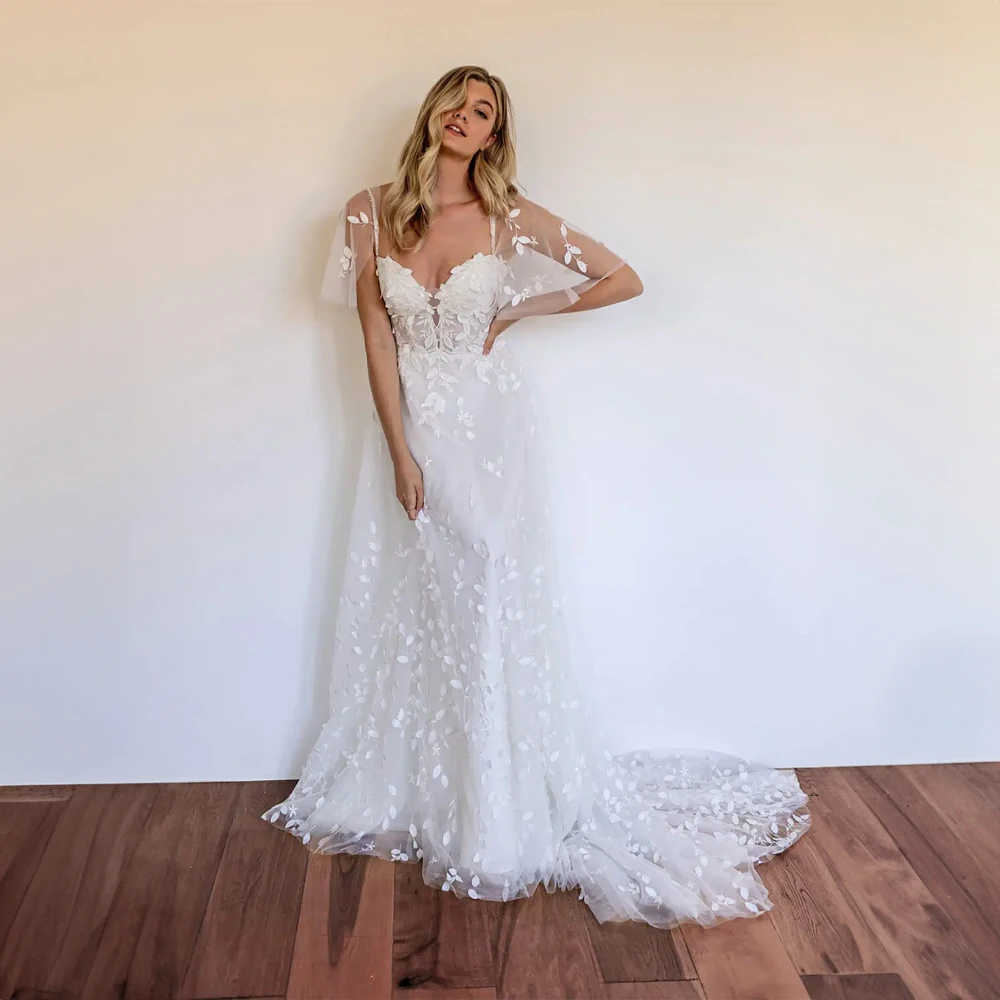 

Off the Shoulder Pleat Wedding Dresses Appliques Tulle Wedding Gowns with Removable Cape A-line Court vestido de novia for Women