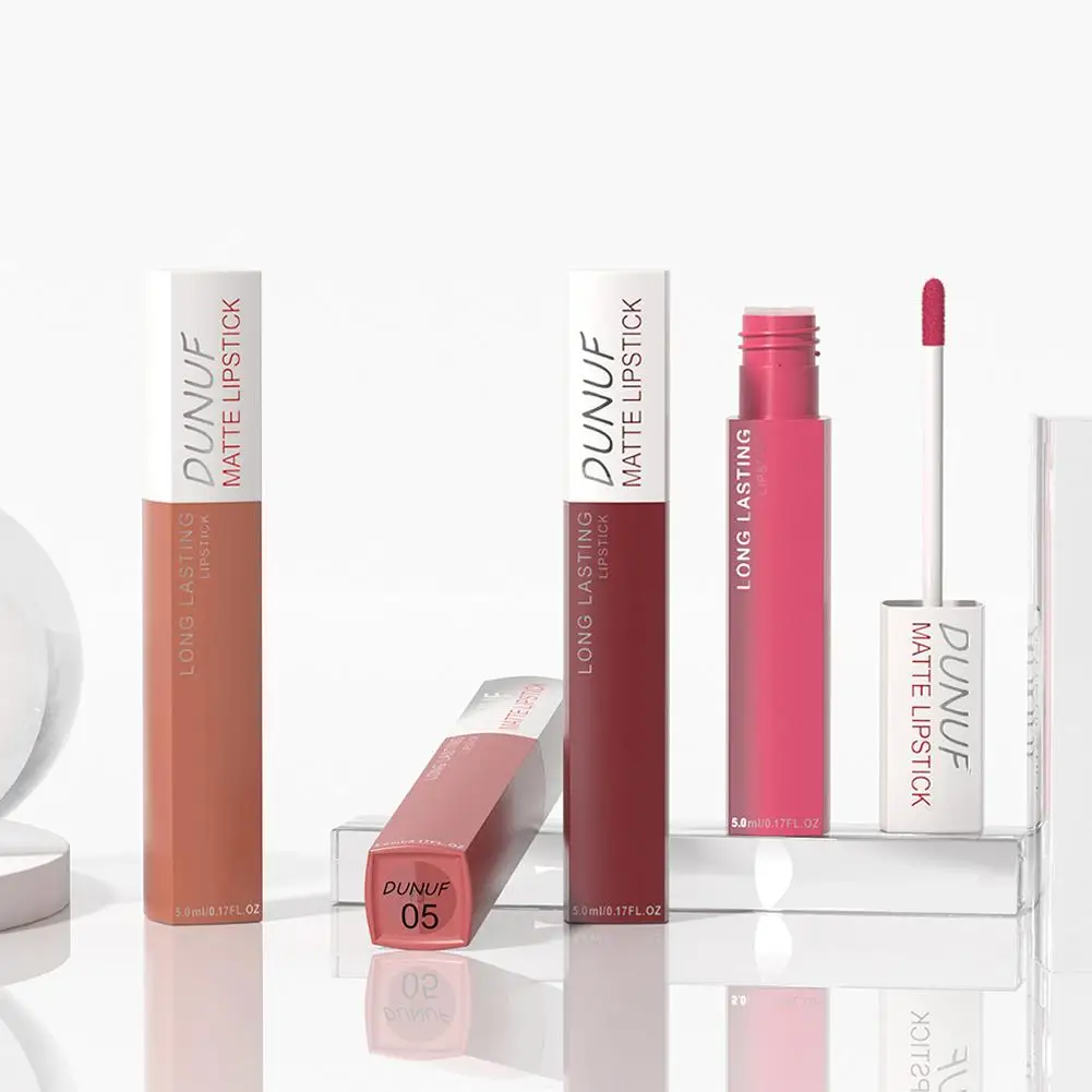 ノンスティックカップ液体口紅ダークパープル長期持続リップグロスマットベルベット仕上げ色あせに強い防水リップ化粧品